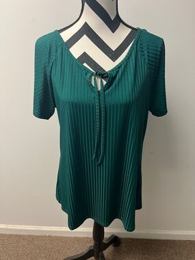 Amazon Women's Teal Tie-Front Ribbed Short Sleeve Blouse